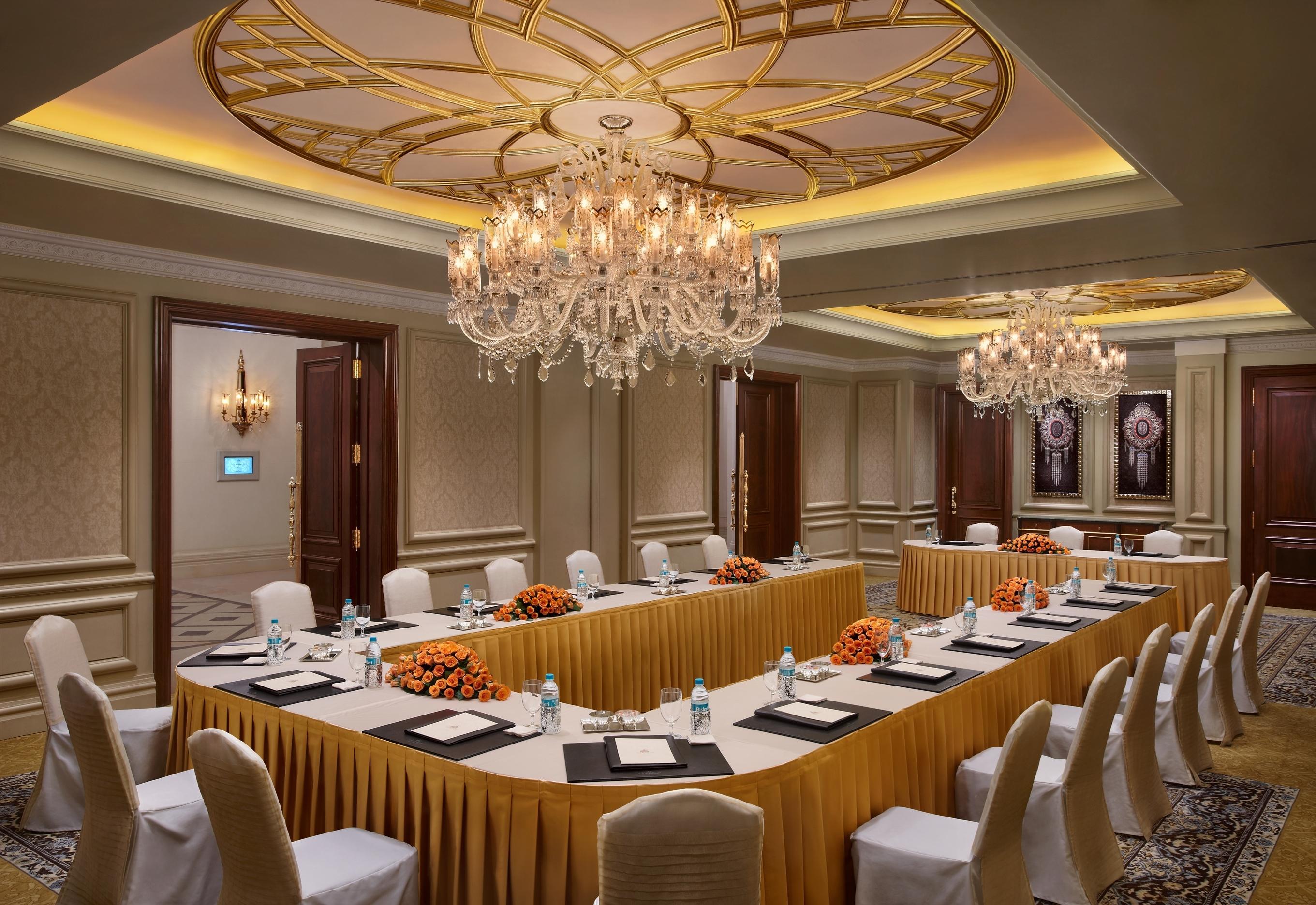 The Leela Palace 5*