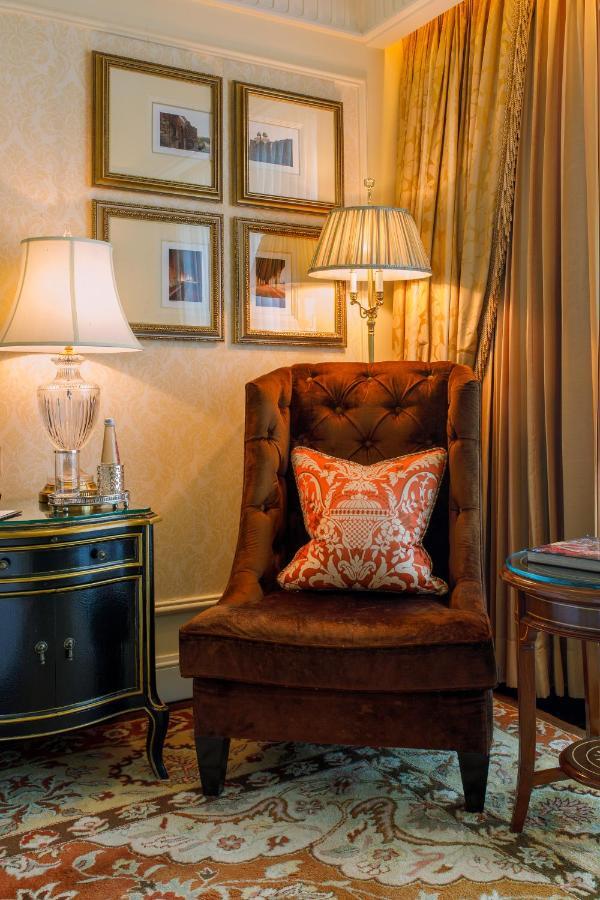 The Leela Palace 5*